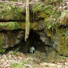 The entrance to Ogdens Cave.