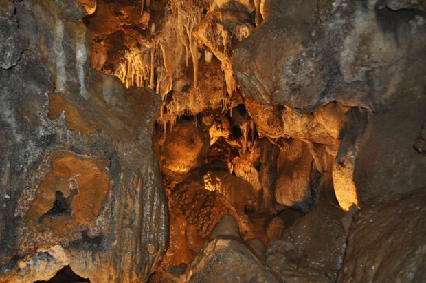 Spectacular colors on the newly expanded Historic Fairy Caves Tour. Photo by Glenwood Caverns