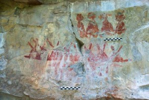 INAH specialists located the cave paintings in the Sierra de San Carlos, Tamaulipas.