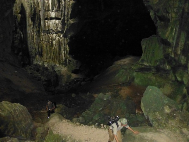 Inside the entrance of Gua Kanthan.